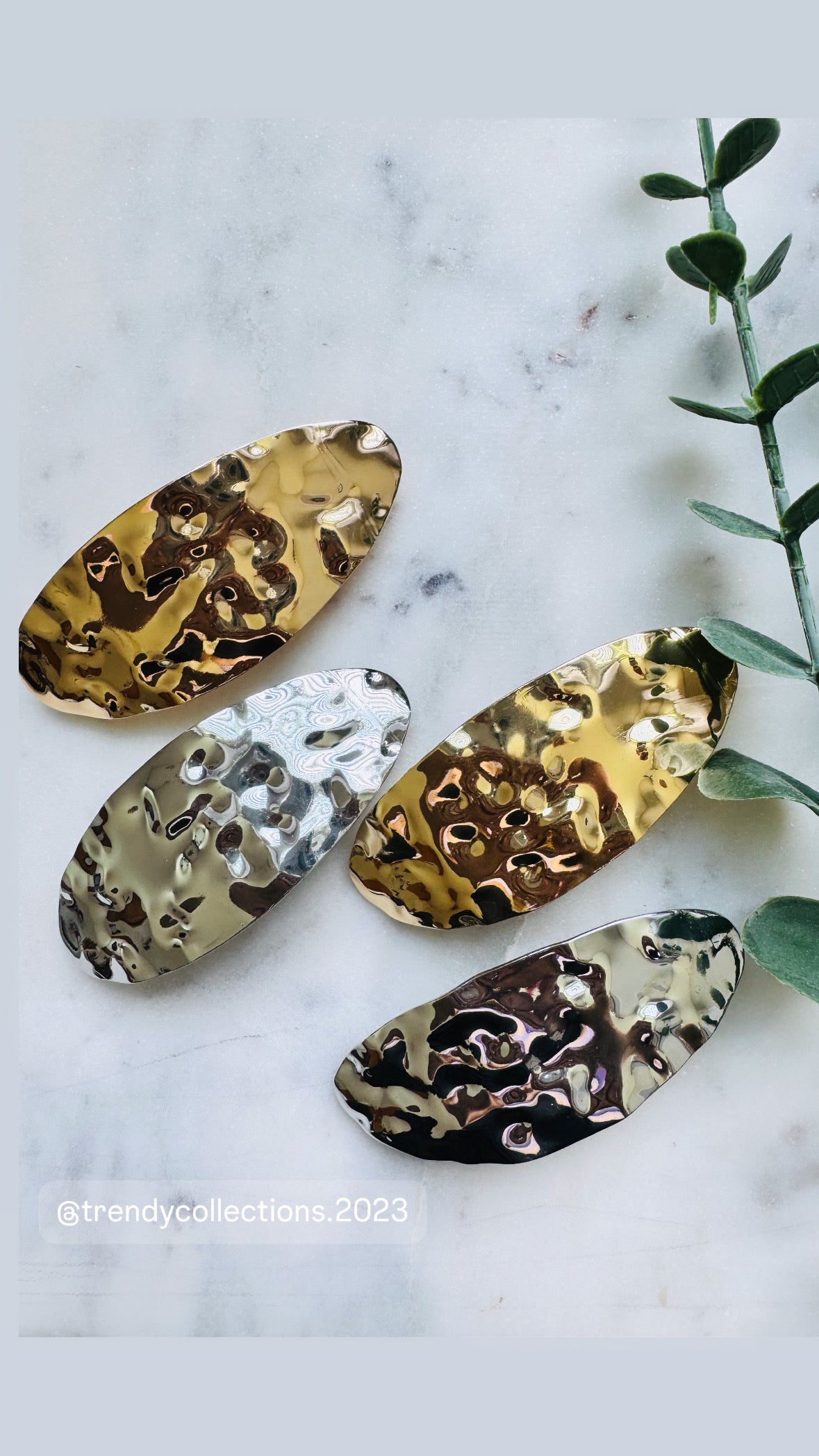 Hair clips