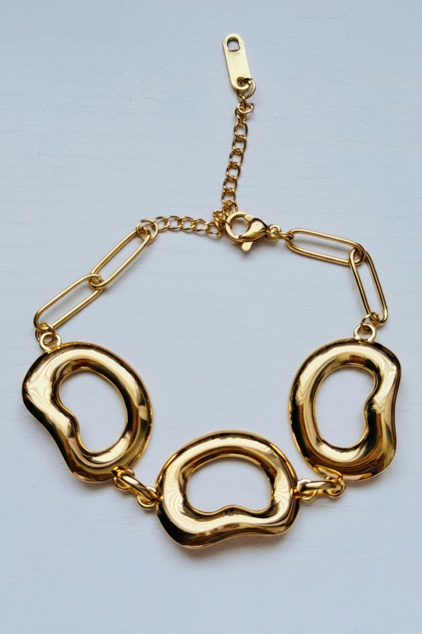 Valentina Bracelet | Gold-Plated Stainless Steel Paper Clip Bracelet