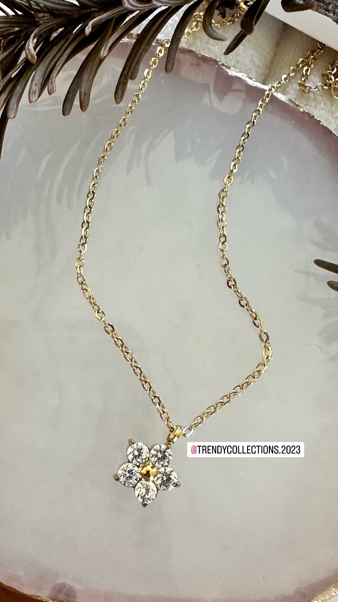 Blossom necklace