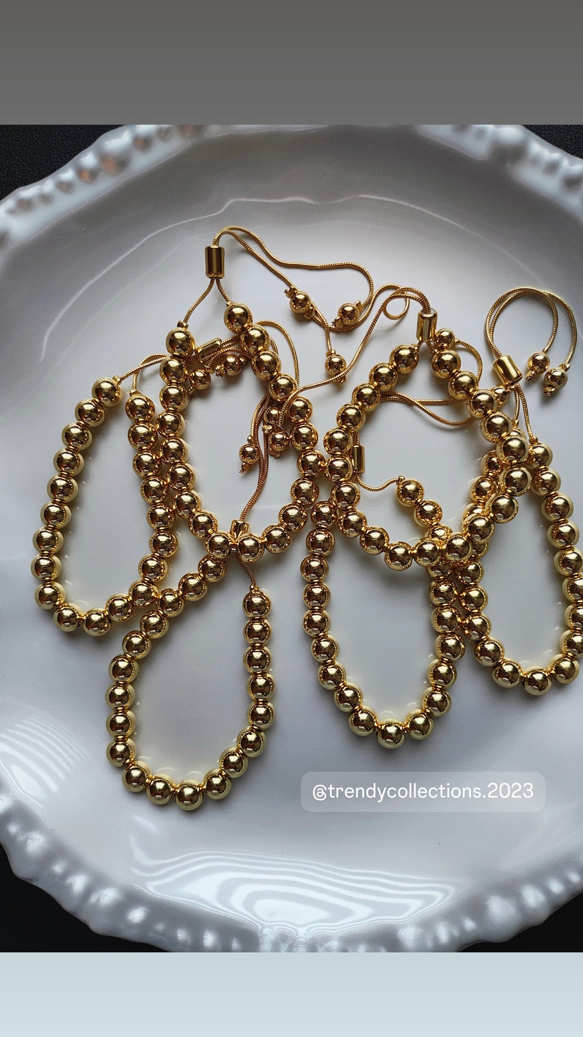 Chunky Beads Bracelet (Gold)
