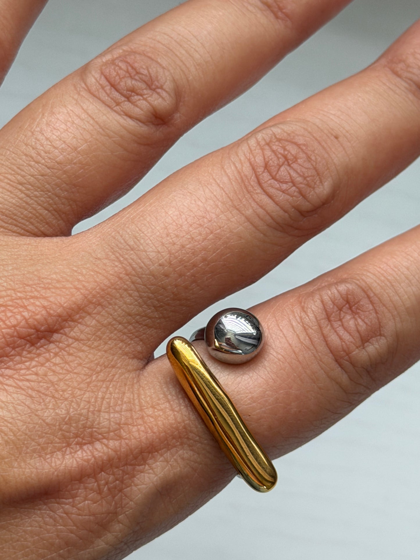 Aurelle Mixed-Metal Open Ring | 18K Gold PVD Stainless Steel