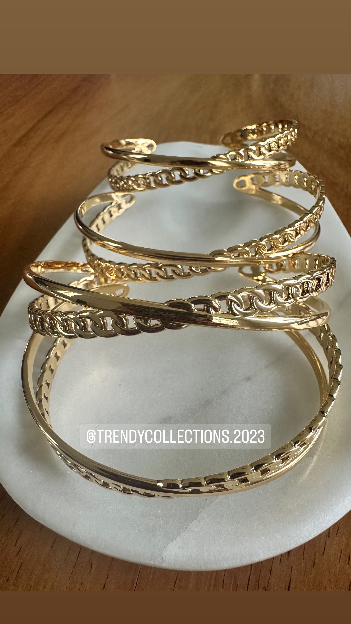 Kira Bangle