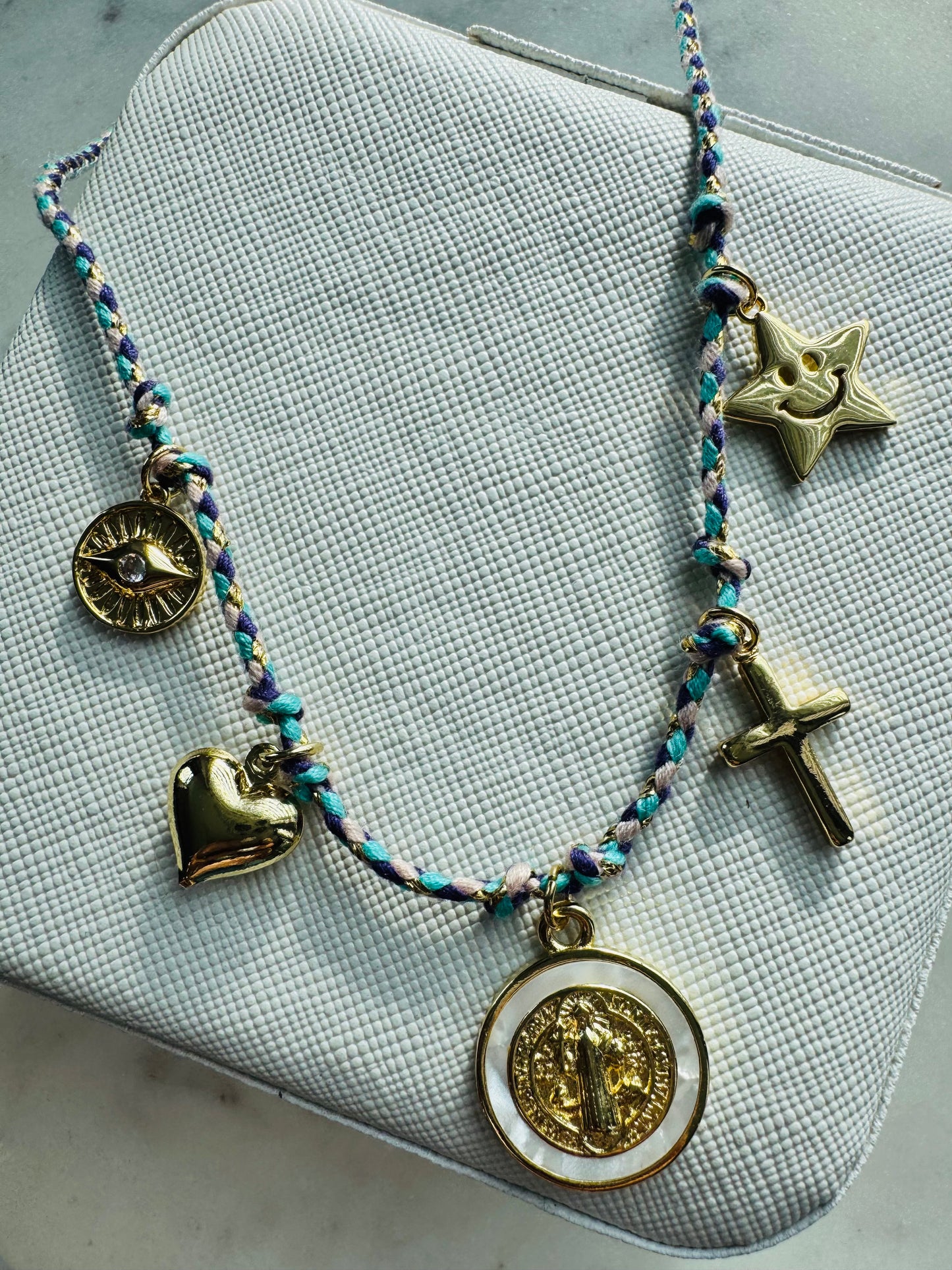 Collar de fe