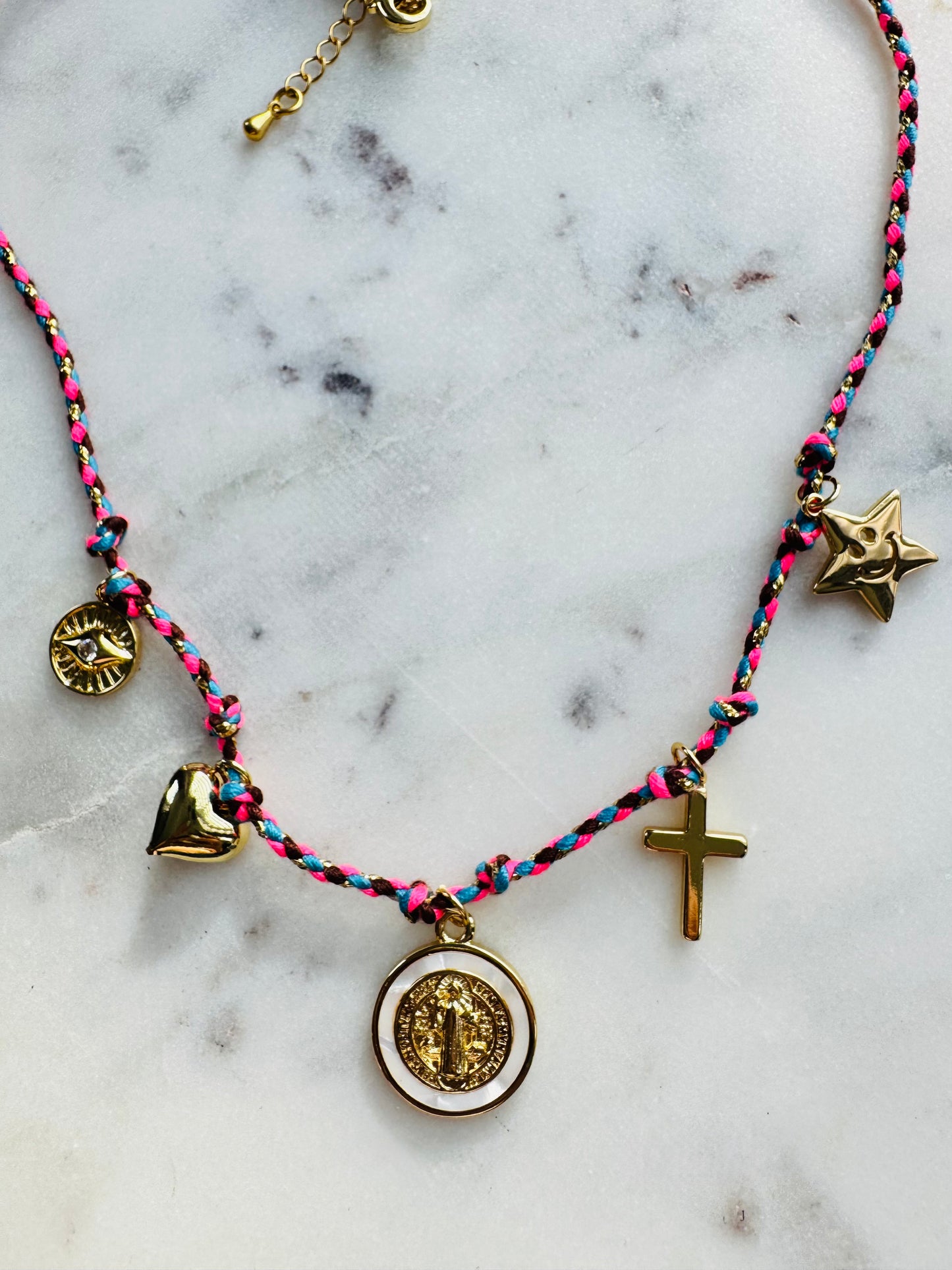 Collar de fe