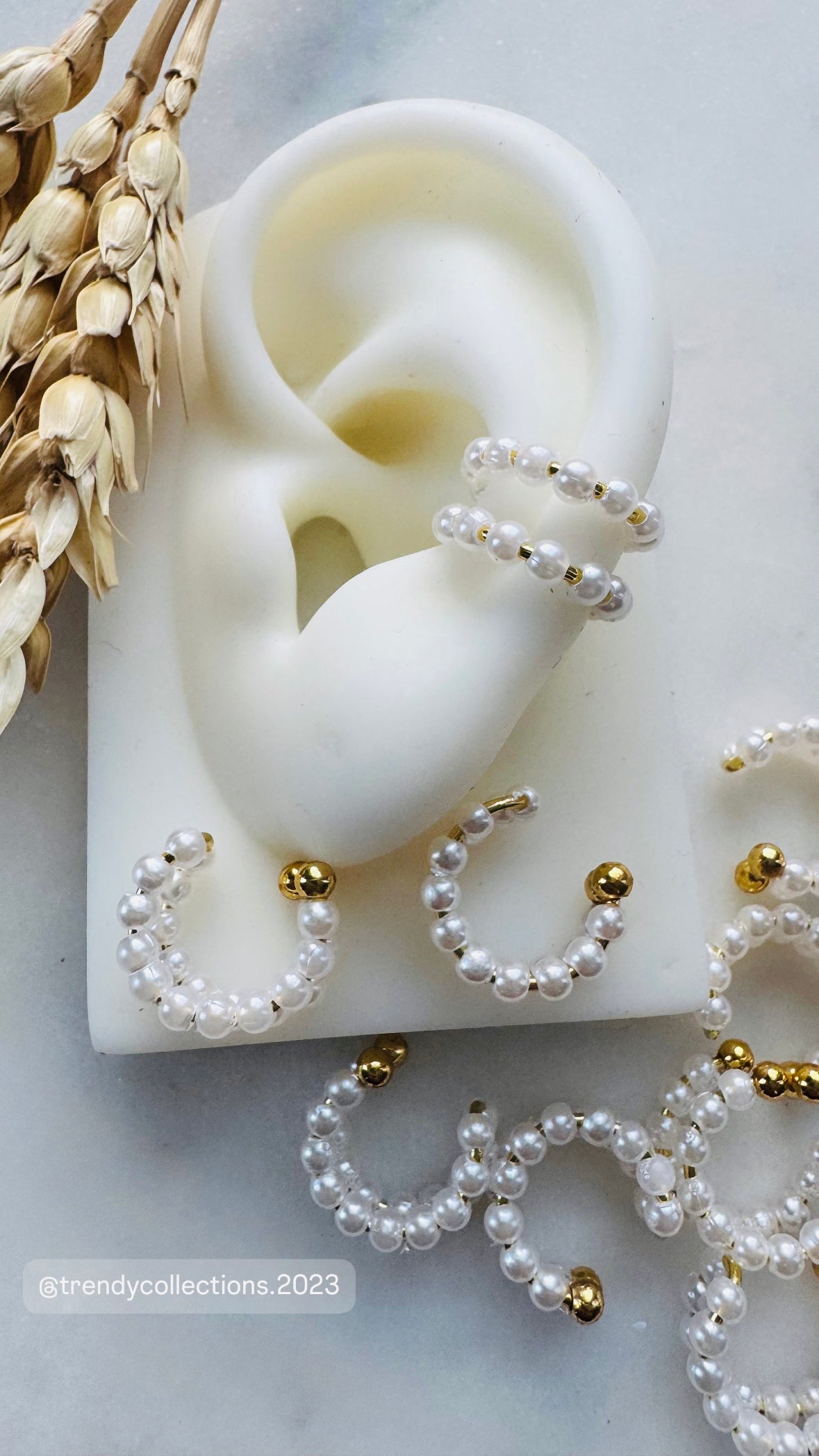 Pearl Clips