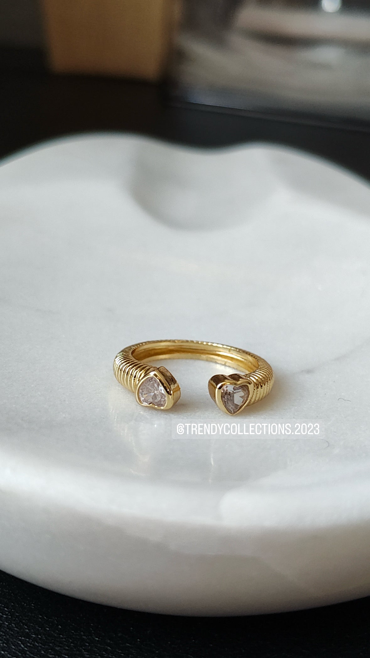 Twin hearts ring