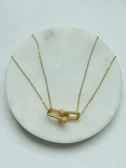 Bond Gold Link Necklace – 18K Gold-Plated Stainless Steel Statement Pendant