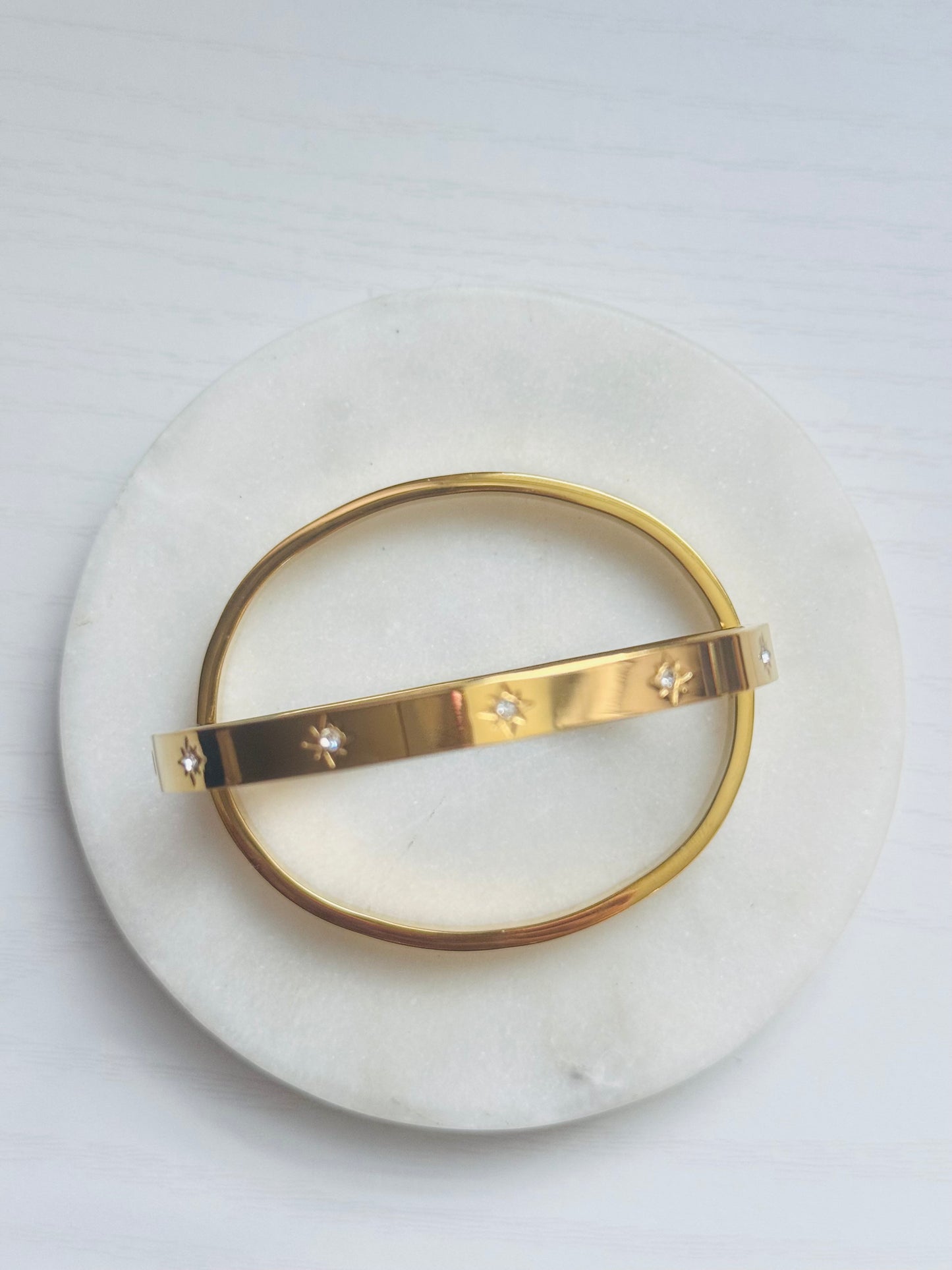 Ariadna Bangle – Signature Sparkle Bracelet