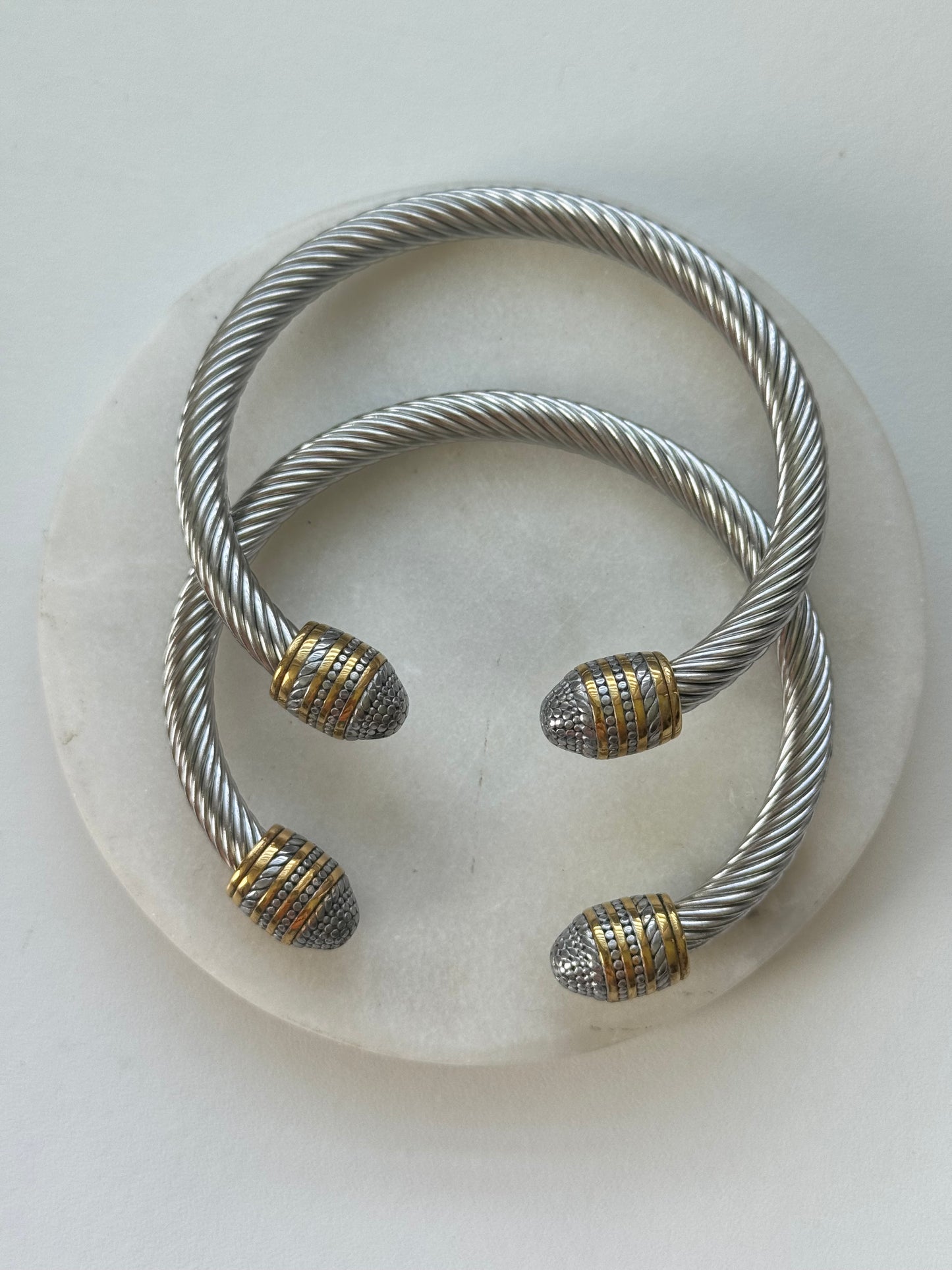 Élan Bold Silver Open Bangle- Stainless Steel Unisex Cuff Bracelet