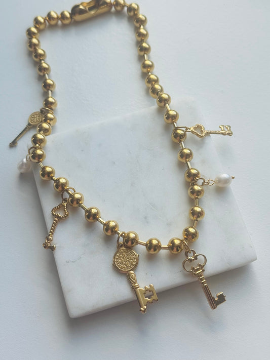 Cora Necklace "Custom"