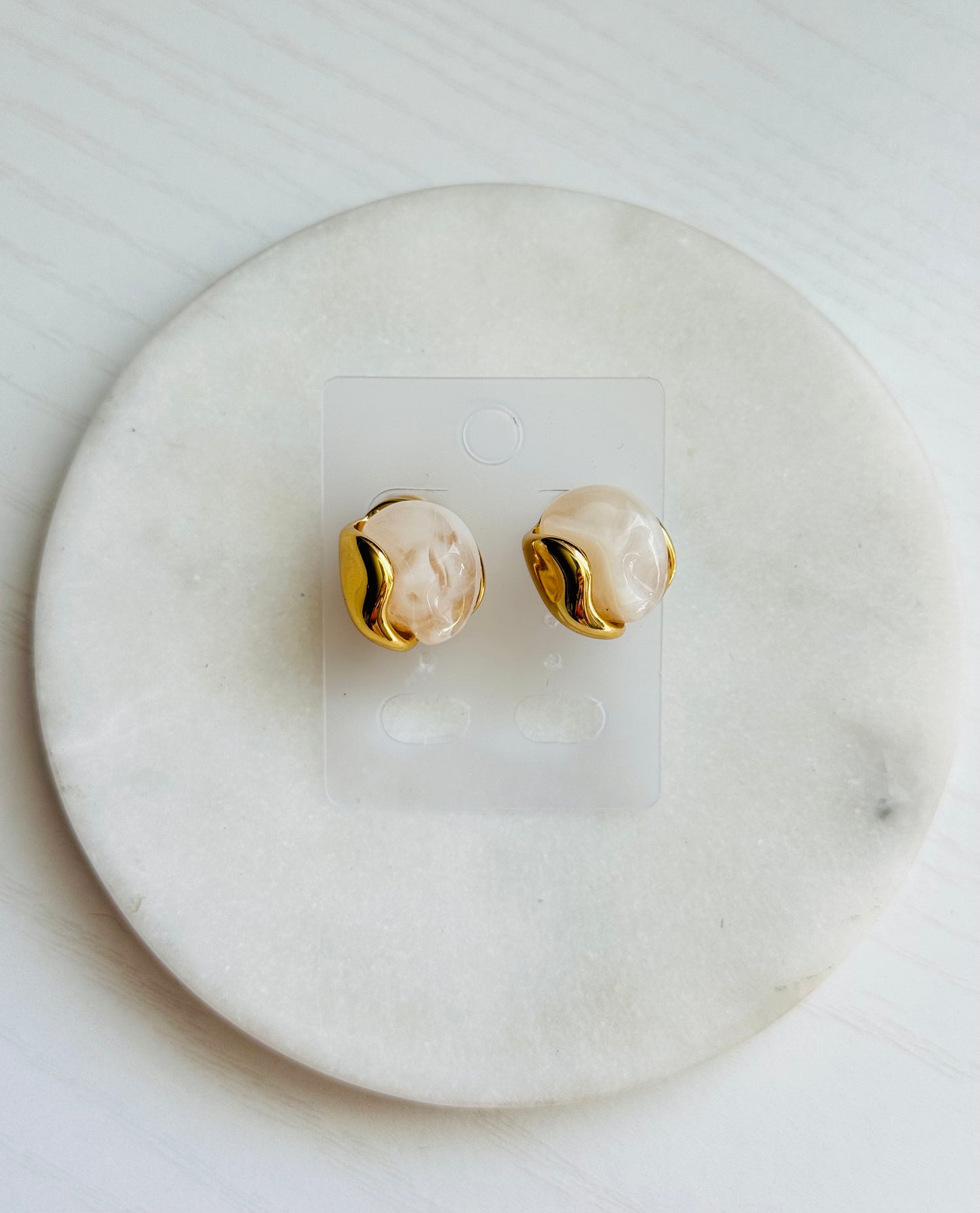 KiKi Studs – Irregular Resin & 18K Gold Plated Steel