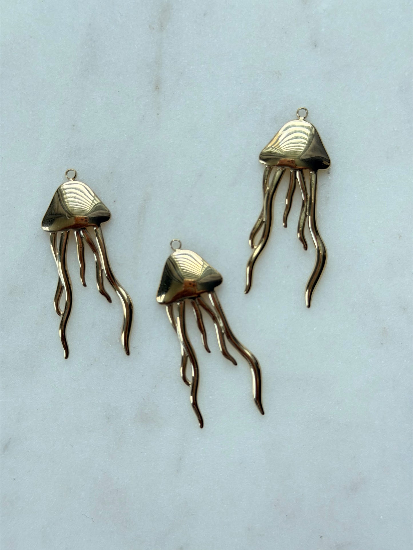 Maris Necklace – Jellyfish Charm