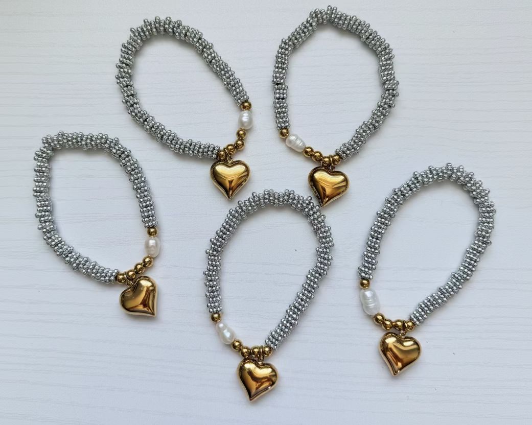 Amora Bracelet | Freshwater Pearl Heart Bracelet